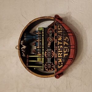 Hallmark vintage train ornament 1975